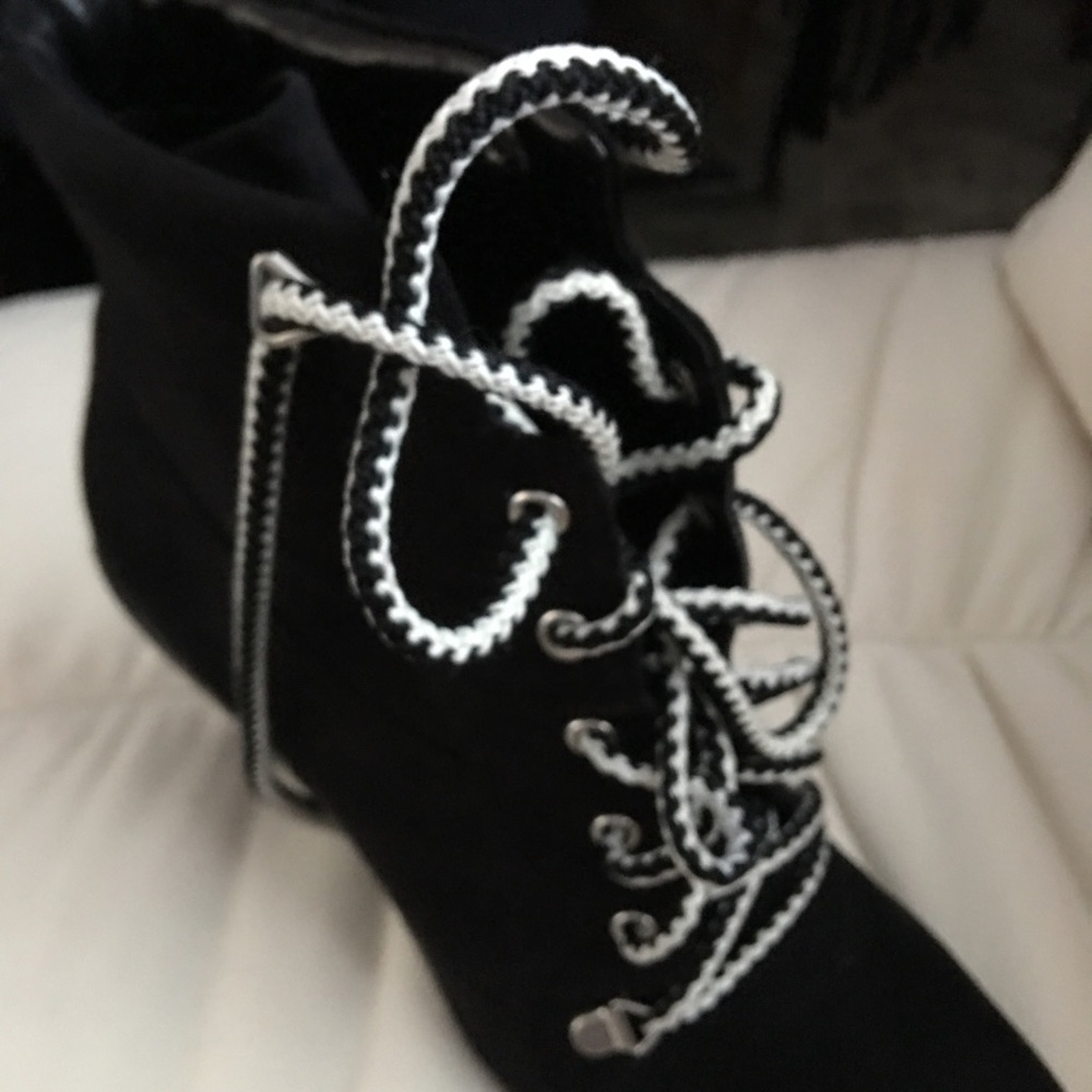 Booties - Picture 3 of 5